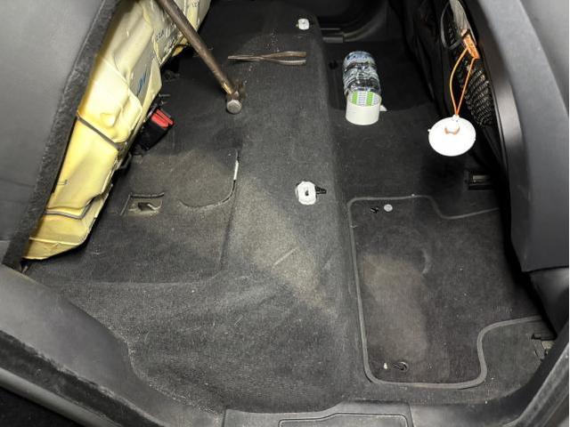 ランドローバー　レンジローバーイヴォーク　名古屋市緑区イヴォーク修理　大府市土日ランドローバー車検　名古屋市南区レンジローバー修理　名古屋市土日輸入車修理　刈谷市イヴォーク修理　整備鈑金作業実績年間5800台超