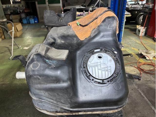 ランドローバー　レンジローバーイヴォーク　名古屋市緑区イヴォーク修理　大府市土日ランドローバー車検　名古屋市南区レンジローバー修理　名古屋市土日輸入車修理　刈谷市イヴォーク修理　整備鈑金作業実績年間5800台超