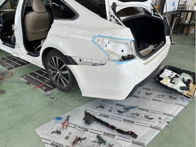 トヨタ　クラウンハイブリッド　S　名古屋市緑区土日キズ・凹み修理　大府市クラウン車検見積もり　名古屋市土日鈑金塗装　豊明市クラウンハイブリッド修理　名古屋市緑区クラウン車検　名古屋市緑区買い取り査定　整備鈑金作業実績年間5800台超