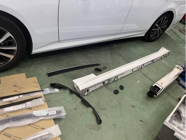 トヨタ　クラウンハイブリッド　S　名古屋市緑区土日キズ・凹み修理　大府市クラウン車検見積もり　名古屋市土日鈑金塗装　豊明市クラウンハイブリッド修理　名古屋市緑区クラウン車検　名古屋市緑区買い取り査定　整備鈑金作業実績年間5800台超