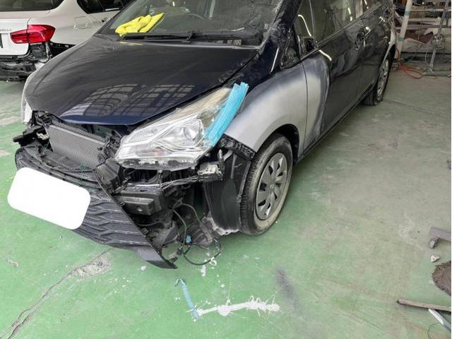 トヨタ　ヴィッツハイブリッドFセーフティーエディション　キズ・凹み直し　名古屋市緑区鈑金塗装　大府市土日ヴィッツ車検　東海市土日ヴィッツ凹み修理　名古屋市南区鈑金塗装見積もり　整備鈑金作業実績年間5800台超