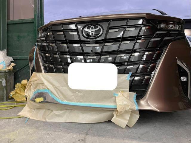 トヨタ　アルファード　Z　名古屋市緑区バンパーすり傷修理　刈谷市土日アルファード鈑金塗装　大府市土日バンパー修理　東海市土日アルファード車検　名古屋市南区アルファード凹み修理　整備鈑金作業実績年間5800台超