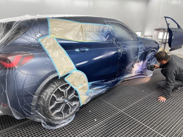 ＢＭＷ　Ｘ２　板金・外装補修 名古屋市緑区 整備 車検 板金 塗装 中古車 車検整備 車修理 オイル交換 整備記録 中古車 会社紹介 自動車整備 車点検 整備板金作業実績年間5800台超
