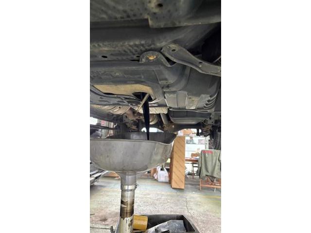 トヨタ　ハイエースバン　車検
名古屋市緑区土日車検整備鈑金修理です。