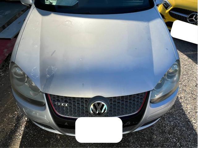 フォルクスワーゲン　ゴルフＧＴＩ　名古屋市緑区塗装剥げ修理　大府市輸入車塗装剥げ　東海市土日ゴルフ車検　名古屋市南区土日鈑金塗装修理　刈谷市土日輸入車修理見積もり　整備鈑金作業実績年間5800台超　
