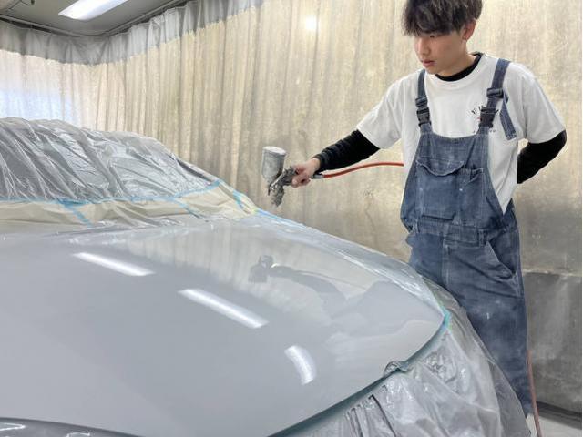 フォルクスワーゲン　ゴルフＧＴＩ　名古屋市緑区塗装剥げ修理　大府市輸入車塗装剥げ　東海市土日ゴルフ車検　名古屋市南区土日鈑金塗装修理　刈谷市土日輸入車修理見積もり　整備鈑金作業実績年間5800台超　