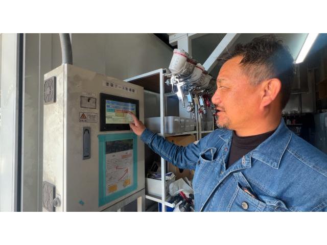 塗装ブース 塗装換気システム 塗装ブースの裏側 名古屋市緑区 整備 車検 板金 塗装 中古車 車検整備 車修理 オイル交換 整備記録 中古車 会社紹介 自動車整備 車点検 整備板金作業実績年間5800台超
