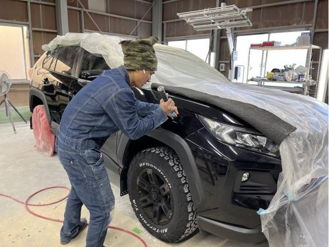 トヨタ　ＲＡＶ４　アドベンチャー4WD　名古屋市緑区キズ・へこみ修理　樹脂溶接修理　大府市土日RAV4修理見積もり　名古屋市土日鈑金塗装修理　刈谷市RAV４買い取り査定　豊明市土日RAV4車検　整備鈑金作業実績年間5800台超　