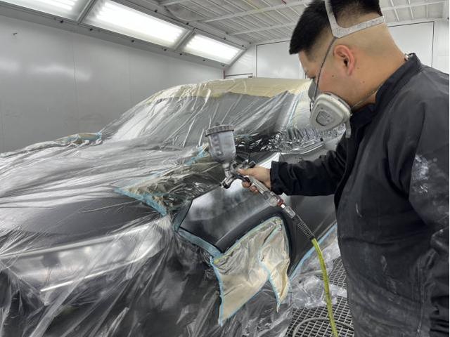 トヨタ　ＲＡＶ４　アドベンチャー4WD　名古屋市緑区キズ・へこみ修理　樹脂溶接修理　大府市土日RAV4修理見積もり　名古屋市土日鈑金塗装修理　刈谷市RAV４買い取り査定　豊明市土日RAV4車検　整備鈑金作業実績年間5800台超　