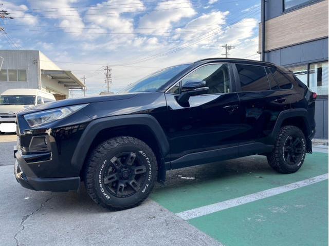 トヨタ　ＲＡＶ４　アドベンチャー4WD　名古屋市緑区キズ・へこみ修理　樹脂溶接修理　大府市土日RAV4修理見積もり　名古屋市土日鈑金塗装修理　刈谷市RAV４買い取り査定　豊明市土日RAV4車検　整備鈑金作業実績年間5800台超　