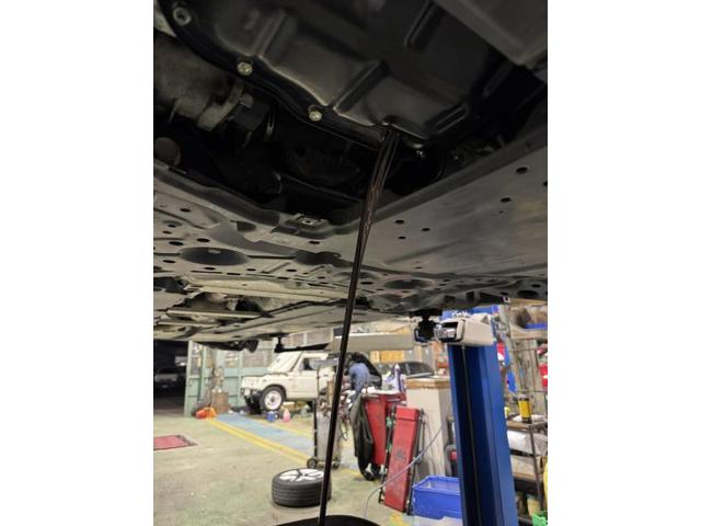 トヨタ　プリウス　車検　ZVW50　名古屋市緑区 プリウス車検　プリウス整備 ZVW50車検  オイル交換 　名古屋市南区車検　 自動車整備 　大府市車検　 整備板金作業実績年間5800台超