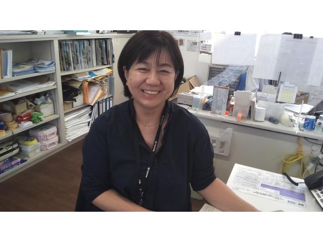 スタッフ紹介2