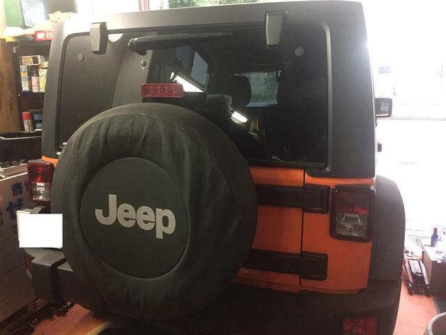 クライスラー　JEEP ラングラー アンリミテッド JK 異音 マフラー交換 遮熱板補強 名古屋市中区 中区よりご来店