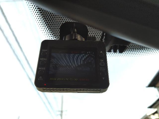 メルセデスベンツAクラスにドライブレコーダー取り付け　愛知県