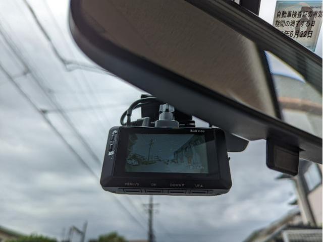 セレナに２カメラドライブレコーダー取り付け　愛知県