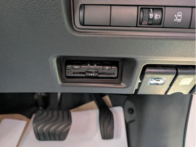 日産　新車セレナ　用品取り付け　愛知県