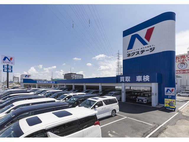 中古車・登録済み未使用車など人気車を多数展示しております。