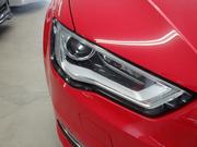 各種ライト・ウィンカー類パーツの取付けを行います。