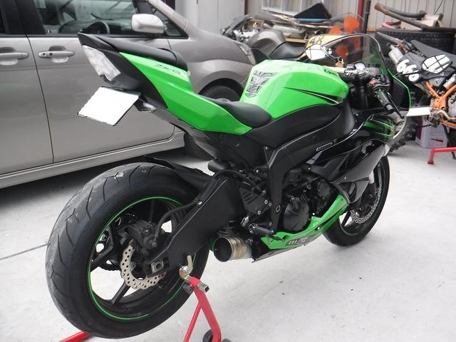 カワサキ ZX-6R 前後タイヤ交換 バイク 愛知 みよし市 ｜グーネットピット