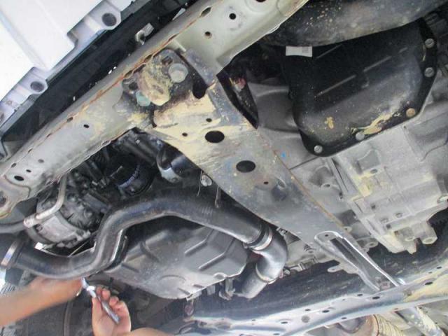 デリカD5 エアコンコンプレッサー交換 CV1W エアコン修理 みよし市三好