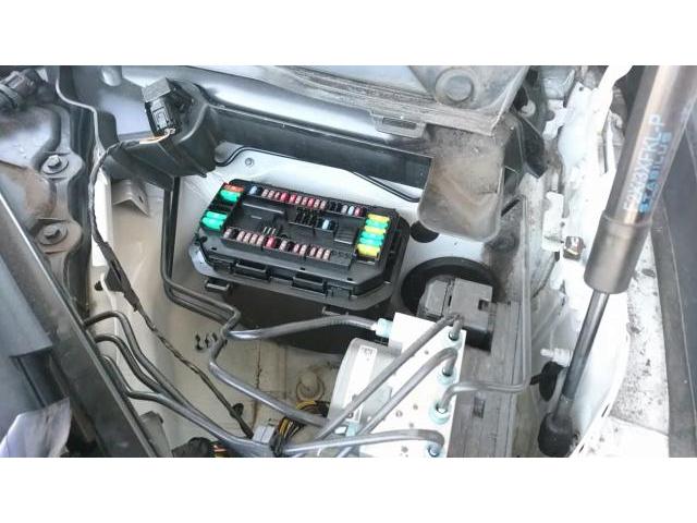 BMW3シリーズへケンウッドの前後カメラドライブレコーダー、DRV-MR450と駐車監視ケーブルCA-DR350を取り付けしました！