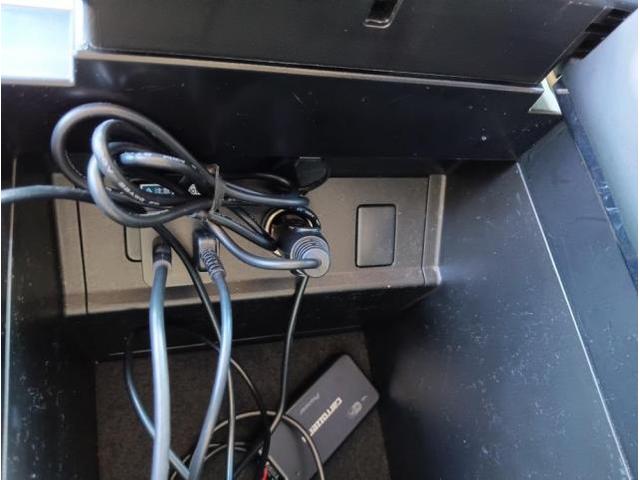 30系ヴェルファイアの純正カーナビ（ＮＳＺＮ－Ｚ66Ｔ）へファイヤースティックＴＶを取付しました！純正ＨＤＭＩ/ＵＳＢスイッチパネル。リアモニターＶ12Ｔ－68Ｃ。ミラーリング。スマホ。