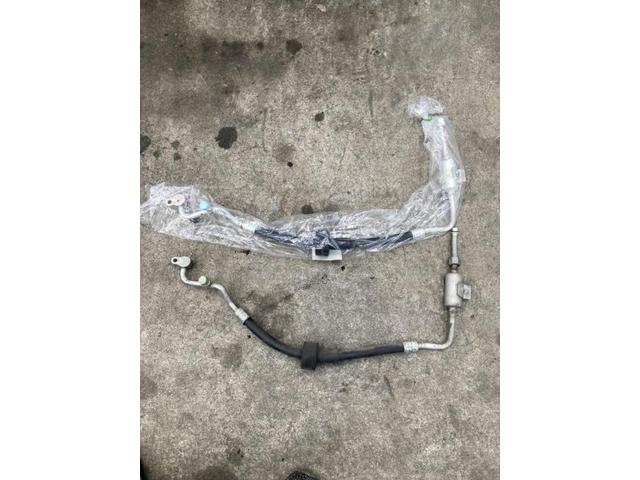 ｅＫアクティブ　エアコン高圧パイプ交換