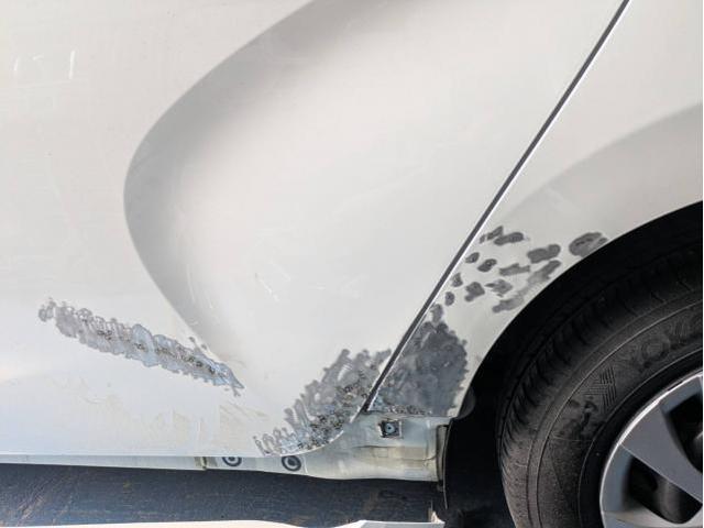 トヨタ ヤリス 塗装