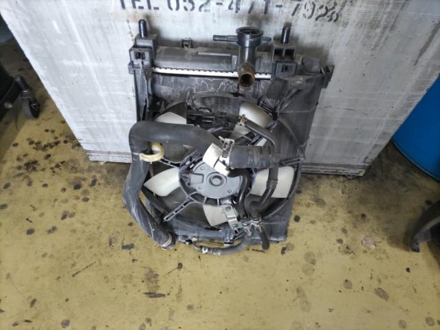 トヨタ　ピクシススペース　ラジエーター　サーモスタット　持ち込み　交換　修理　車検　レンタカー　持込　格安　整備　認証工場　愛知県 名古屋市　大治町　海部郡　代車　無料