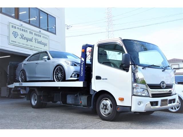 スタッフ紹介3