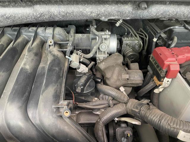 日産 セレナ C26 スパークプラグ交換|グーネットピット 日産 セレナ C26 スパークプラグ交換|グーネットピット