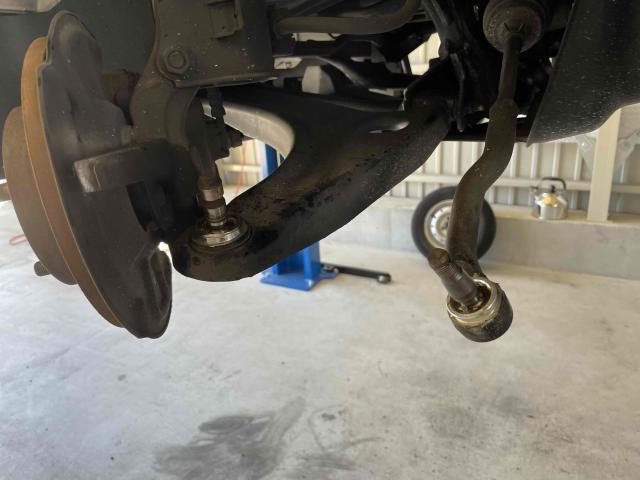 スズキ　エブリーバン　DA64V　継続車検　ロワボールジョイントブーツ交換　タイロッドエンドブーツ交換　リアショックアブソーバー交換