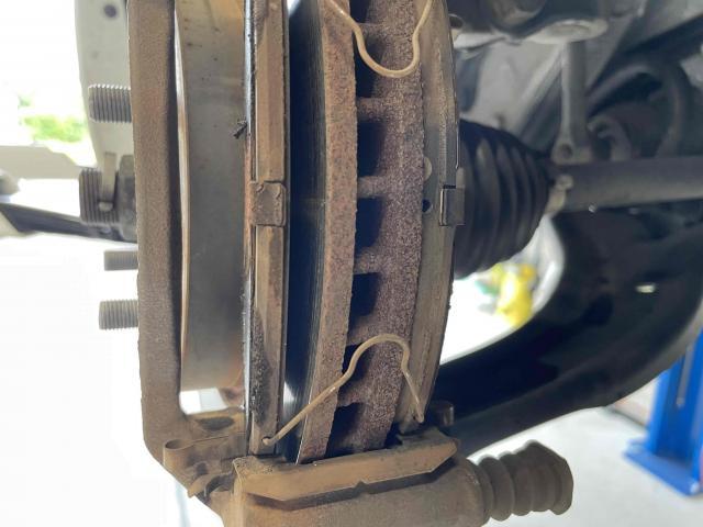 日産　キューブ　Z12　ブレーキパット交換　継続車検