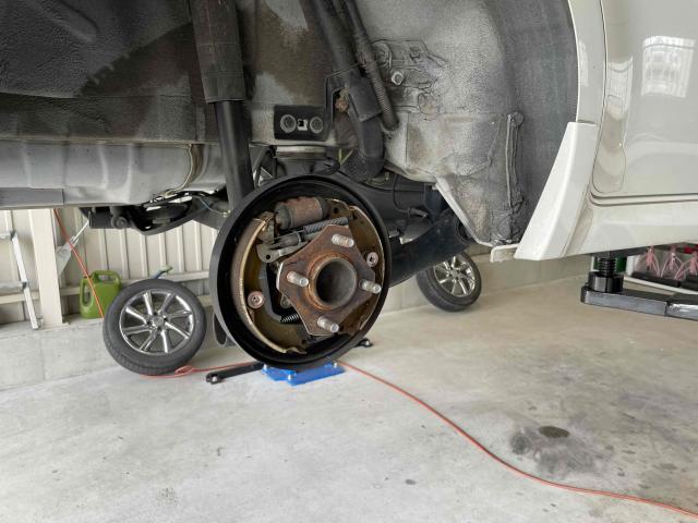 日産　キューブ　Z12　ブレーキパット交換　継続車検