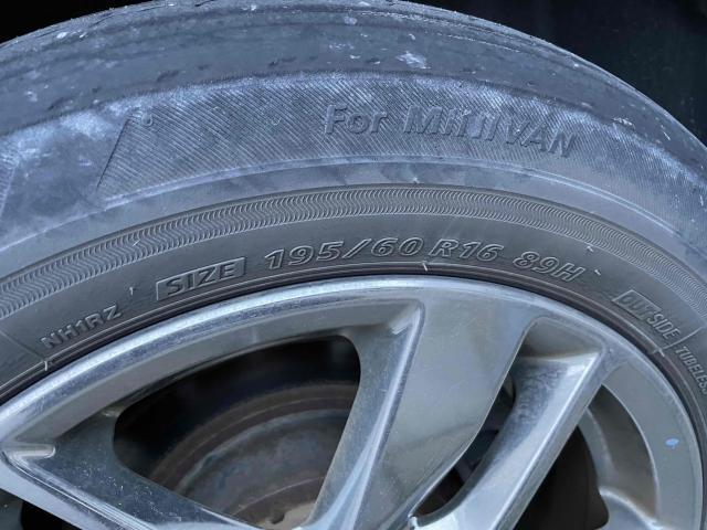 トヨタ　50プリウス　ZVW50　タイヤ組み換え　195/65R15　レグノ