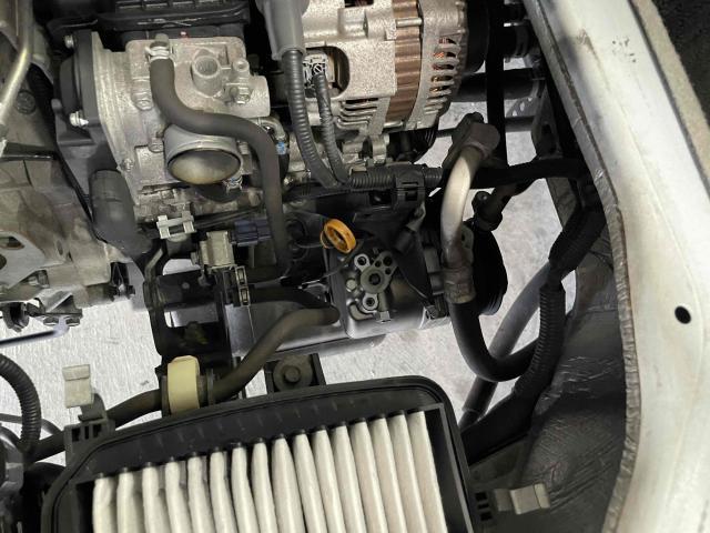 スズキ　エブリーバン　DA17V　エアコン修理　コンデンサー交換　エアコンコンプレッサー交換
