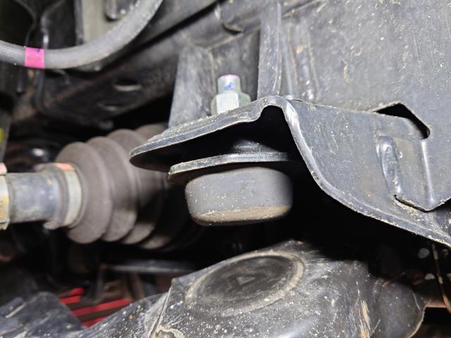 Genb(玄武) ハイエース(4WD) バンプストッパー [フロント Genb(玄武) ハイエース(4WD) バンプストッパー [フロント
