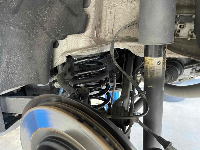 BMW　ＭＩＮＩクーパー　YS20　サスペンション交換　アイバッハ