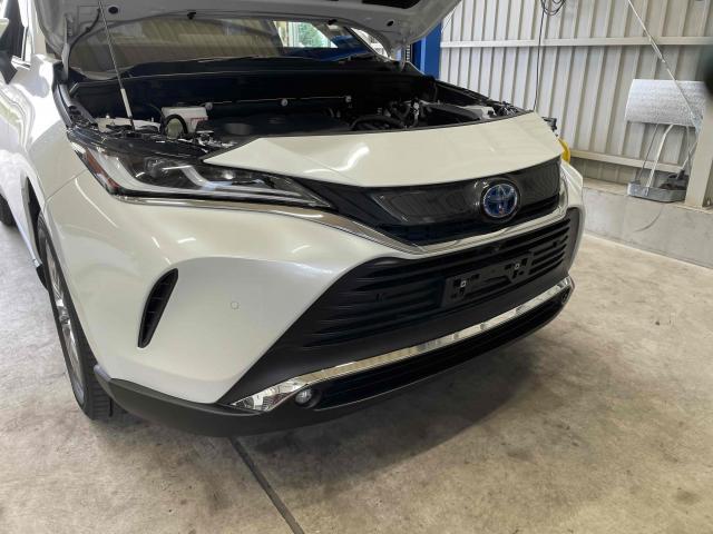 トヨタ 80ハリアー MXUA80 PHEVグリル交換 グリル交換