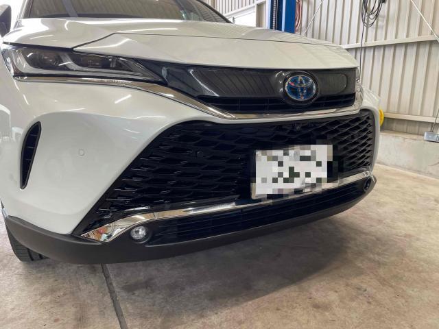 トヨタ 80ハリアー MXUA80 PHEVグリル交換 グリル交換