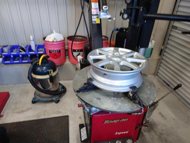 ダイハツ　タント　持ち込みタイヤ組み換え