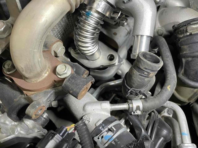 日産　NV350キャラバンバン　VW2E26　EGRバルブ交換