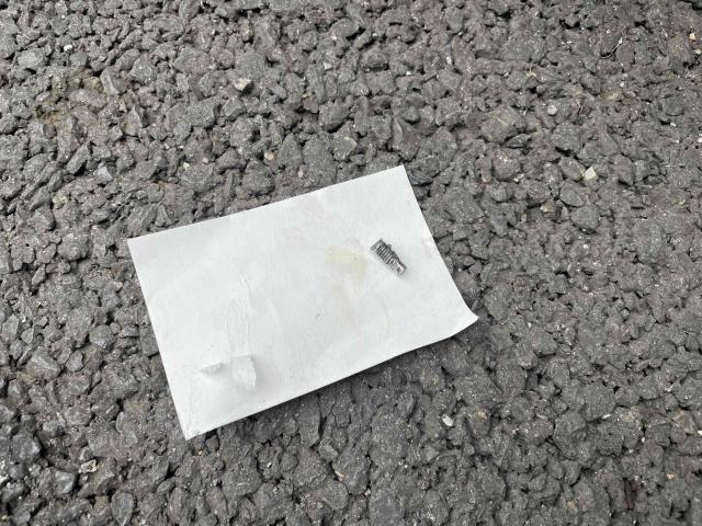 トヨタ　ハイエースバン　TRH201V　パンク修理