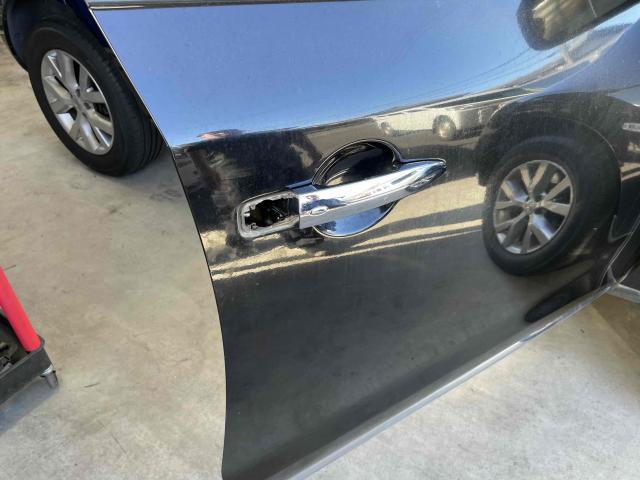 日産　ムラーノ　TNZ51　運転席ドアハンドル交換