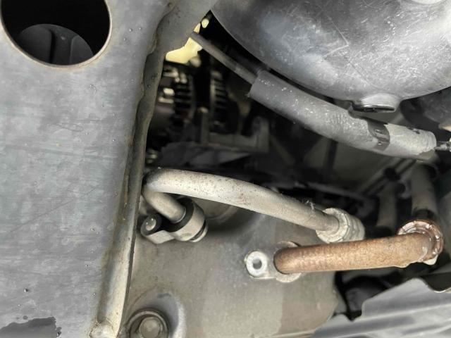 スズキ　エブリイ　DA64V　エアコンコンプレッサー交換