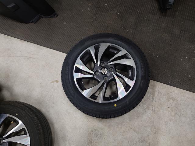 スズキ　ソリオバンディット　夏冬タイヤ組み換え