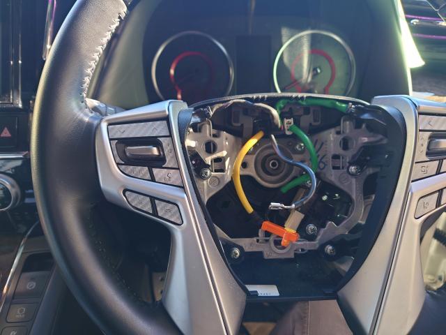 トヨタ　30アルファード　純正ステアリングハンドル交換　内装品取付