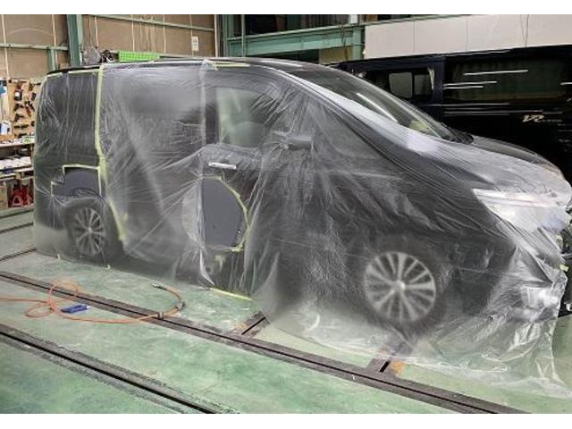 日産　セレナ　鈑金修理①