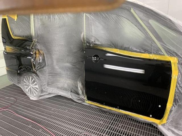 日産　セレナ　鈑金修理①