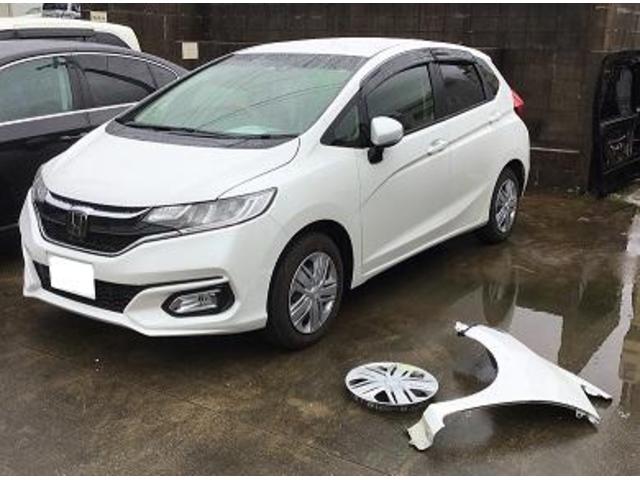 ホンダ　フィット　鈑金修理③